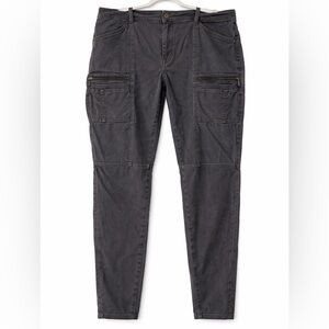 Supplies by Unionbay Skinny Cargo Pants 16 33W Charcoal Gray Zip Pocket Stretch